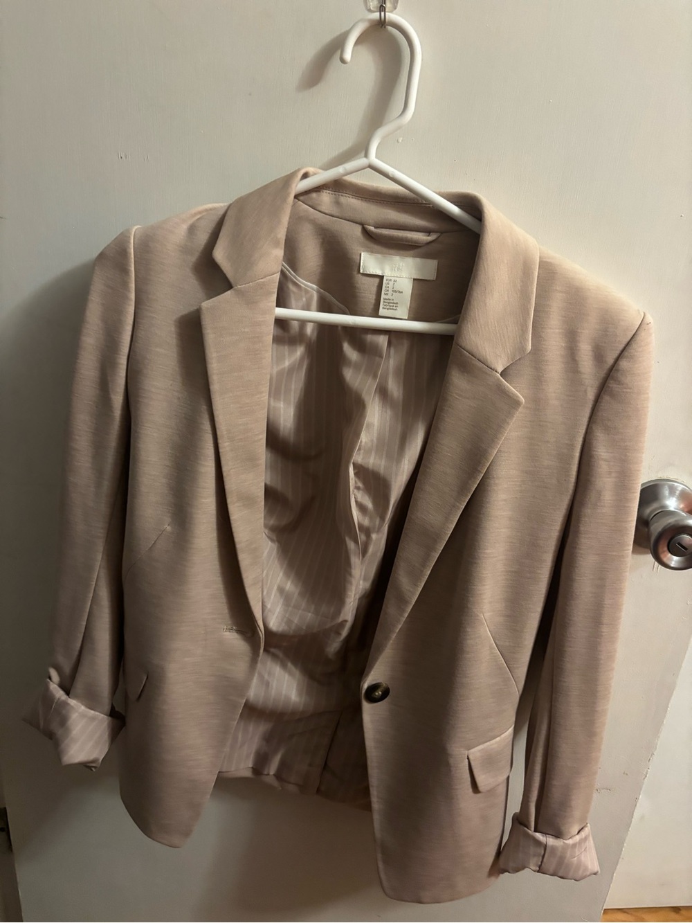 H&M Blush Beige Single-Button Tailored Blazer